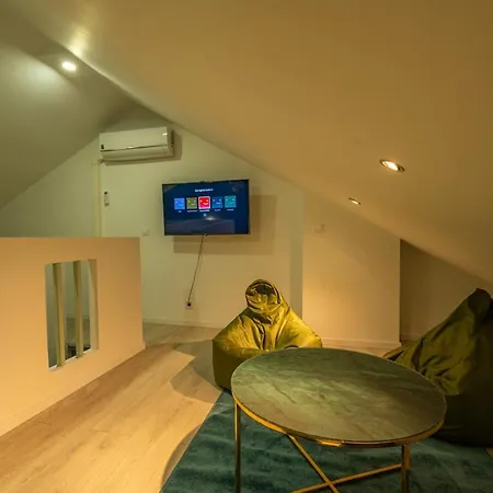 Capstay La Rhonelle - Netflix - 2 - Cuisine * Valenciennes