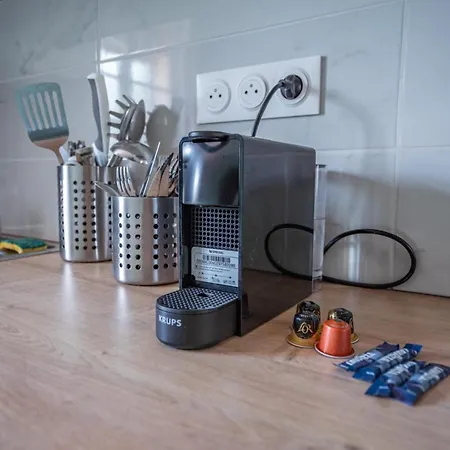 Capstay La Rhonelle - Netflix - 2 - Cuisine * Valenciennes