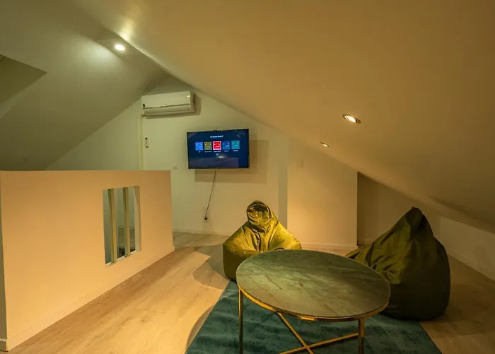 Capstay La Rhonelle - Netflix - 2 - Cuisine * Valenciennes