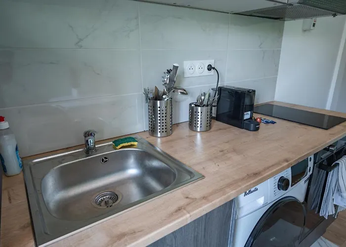 Capstay La Rhonelle - Netflix - 2 - Cuisine Apartamento *