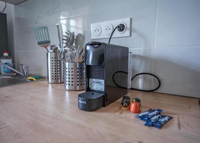 Capstay La Rhonelle - Netflix - 2 - Cuisine * Valenciennes